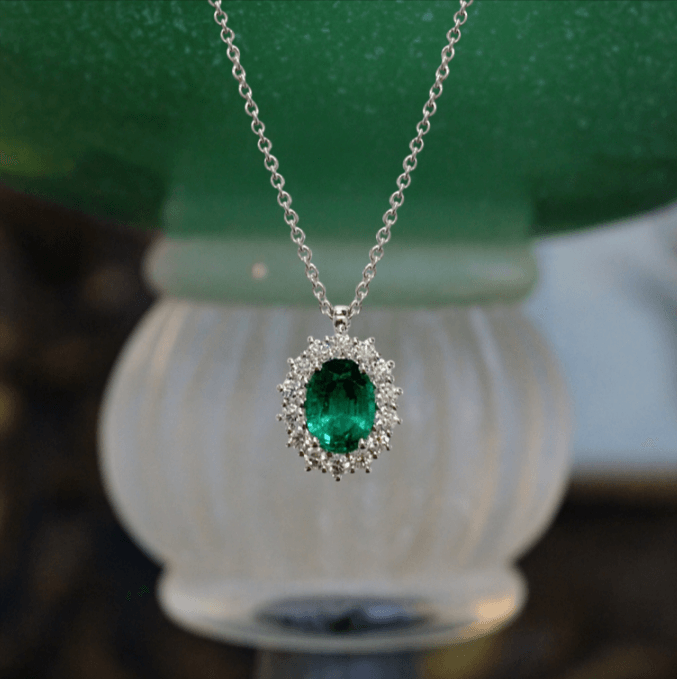 collares de oro joyeria de lujo